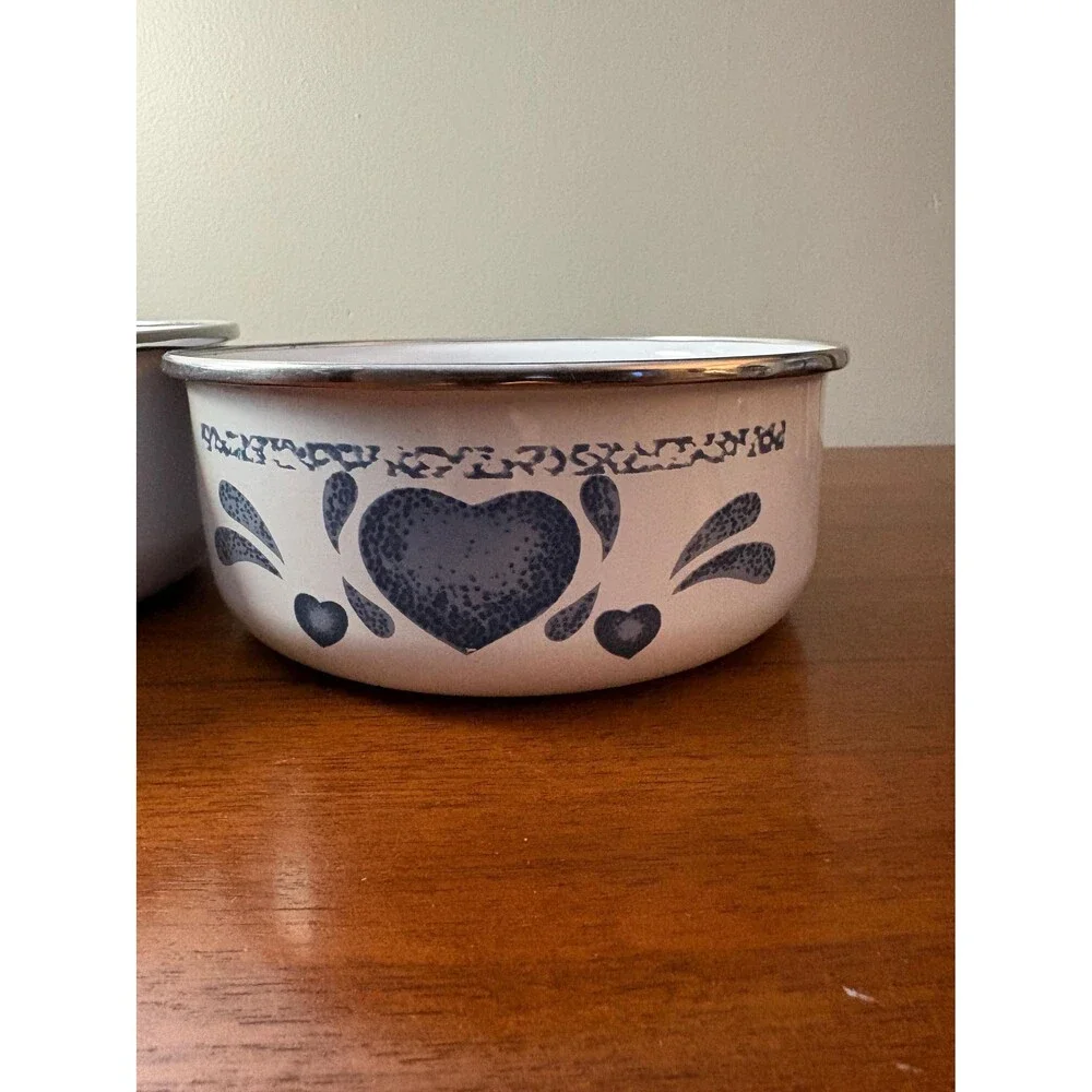 Vintage White Enamelware Nesting Bowls Blue Sponge Heart Pattern Country Cottage